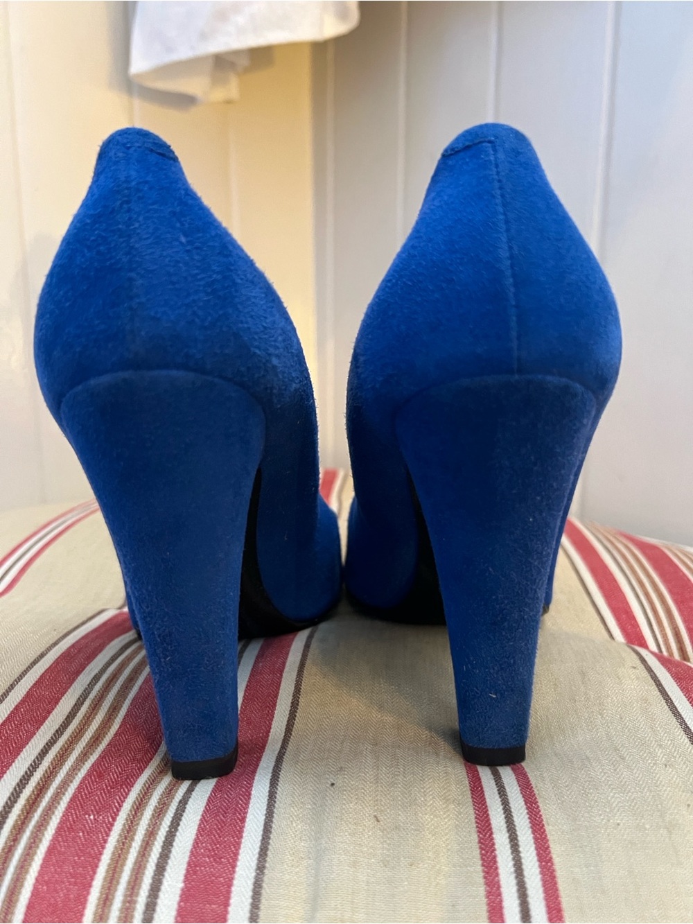 Giuseppe Zanotti Blue Suede Pointed Toe Stiletto Pumps Size 37 EU Italy Luxury - Picture 4 of 10